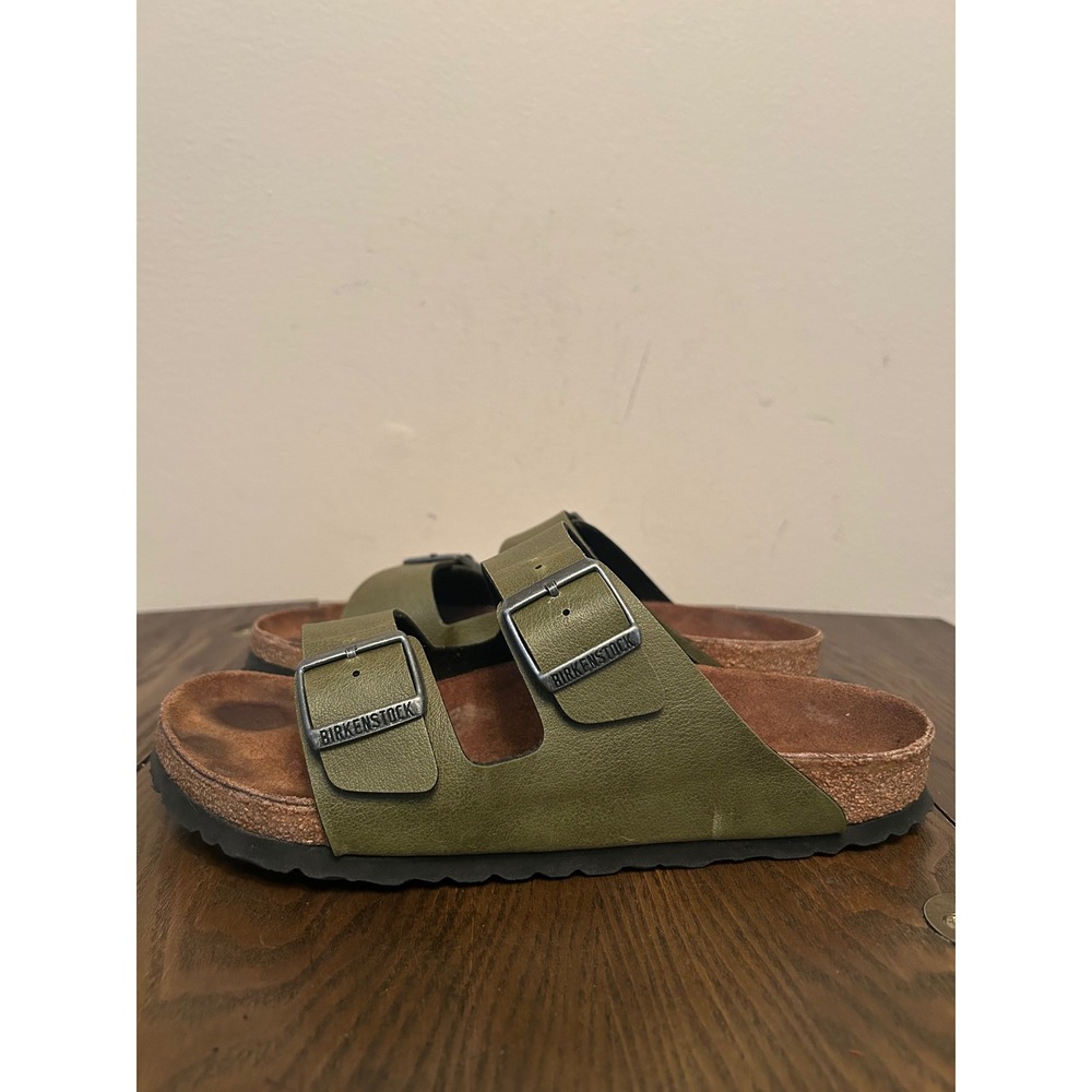 Birkenstock Arizona Sandals featuring two straps Olive Green Women's 9 Men's 7 - Picture 14 of 15